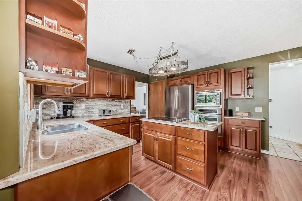 164 Woodfield Road SW