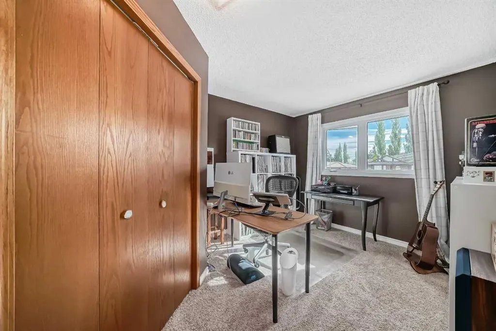 164 Woodfield Road SW