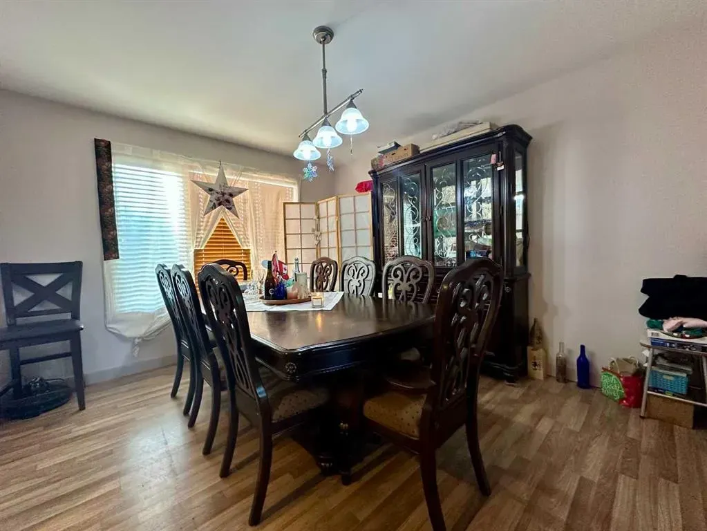 26 Tudor Court S