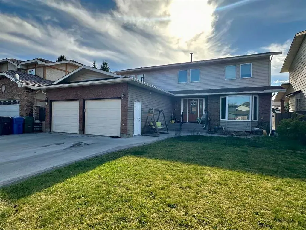 26 Tudor Court S