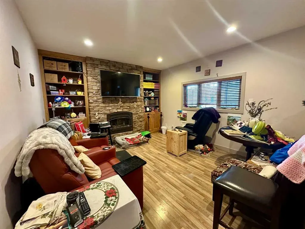 26 Tudor Court S