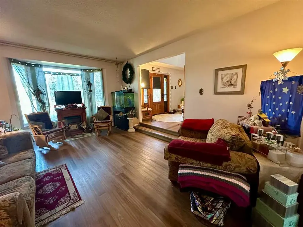26 Tudor Court S