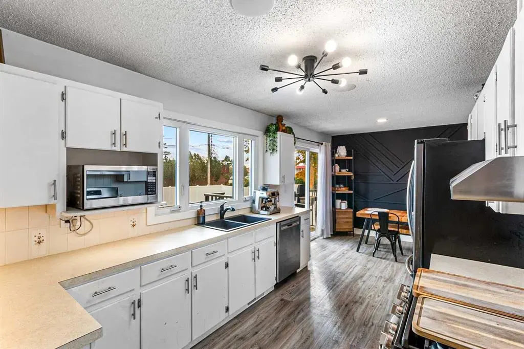 6 Mount View Close