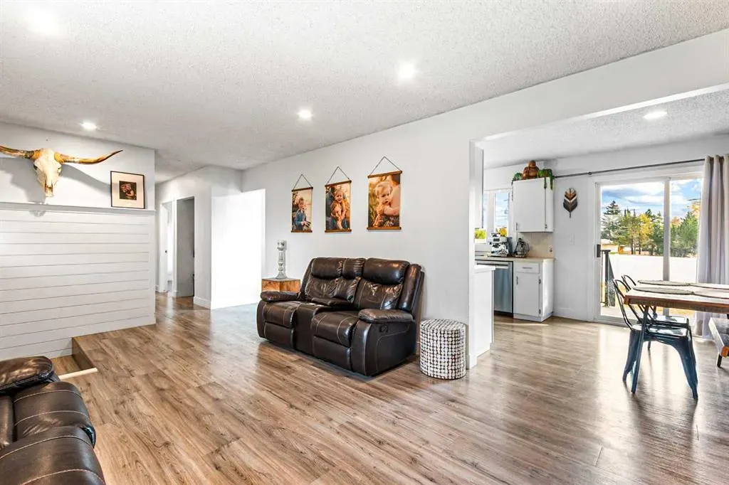 6 Mount View Close
