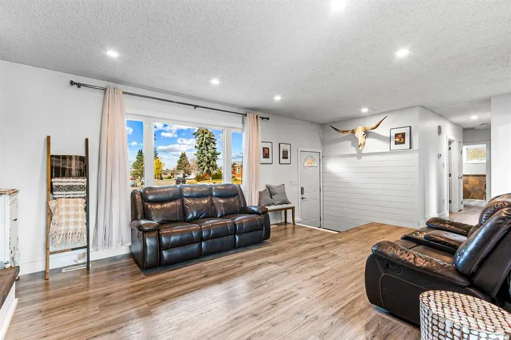6 Mount View Close