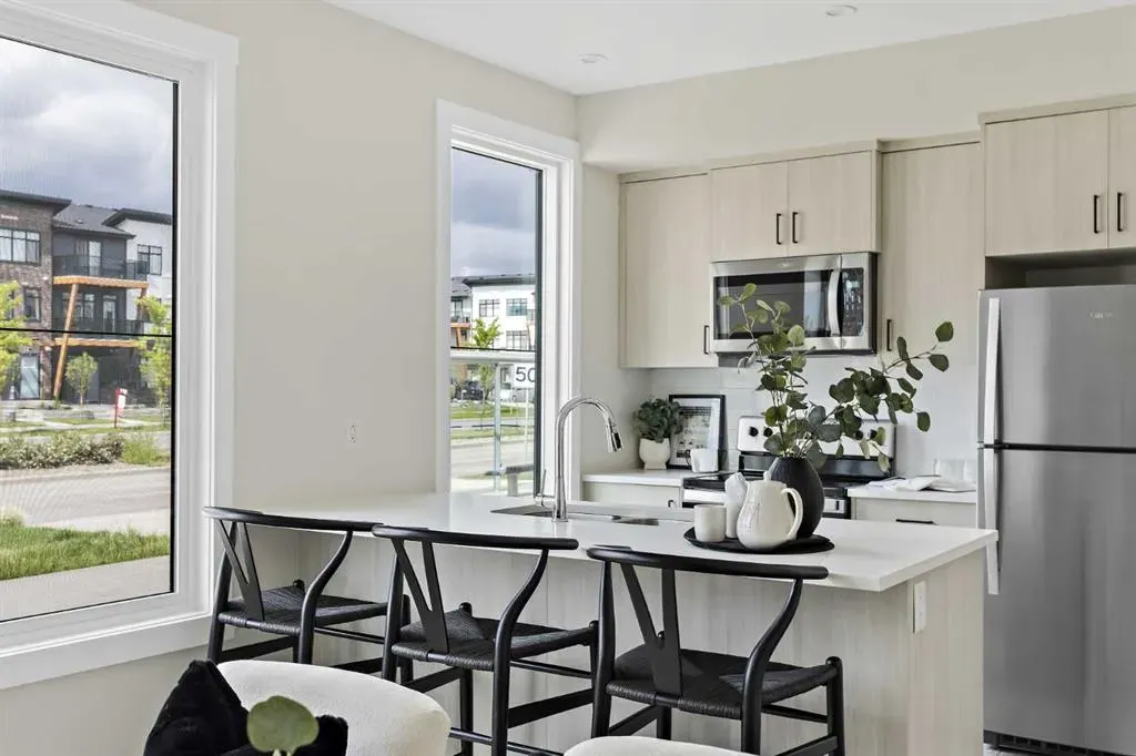 380 Seton Villas SE, #251