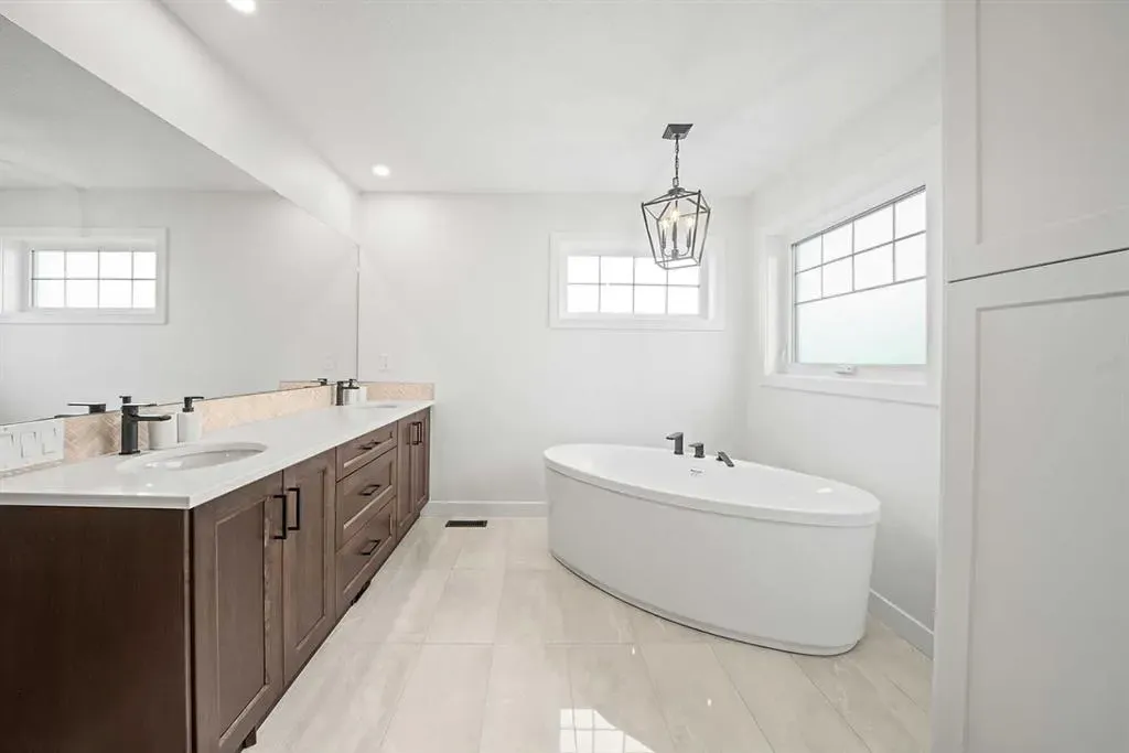 37 Arrowwood Close