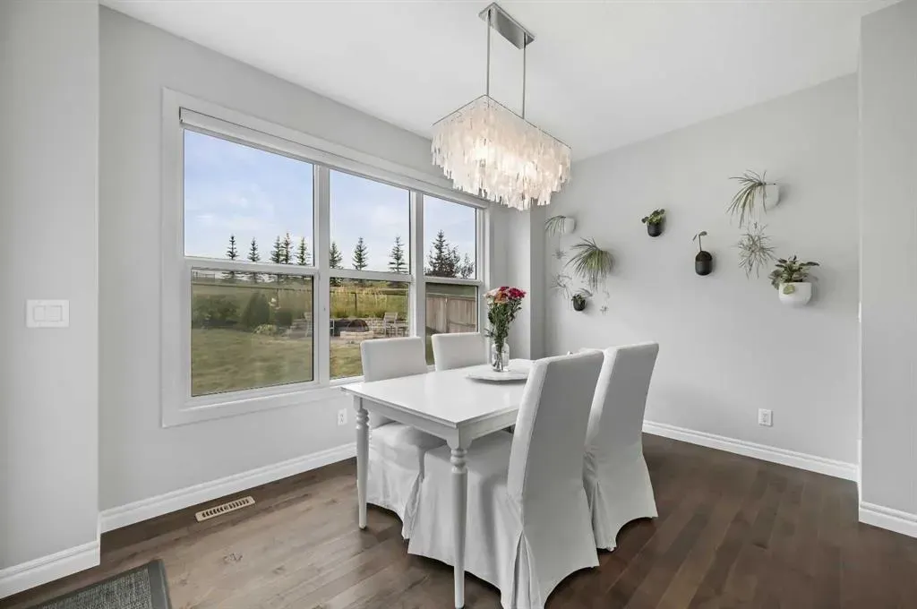 43 Nolancrest Manor NW