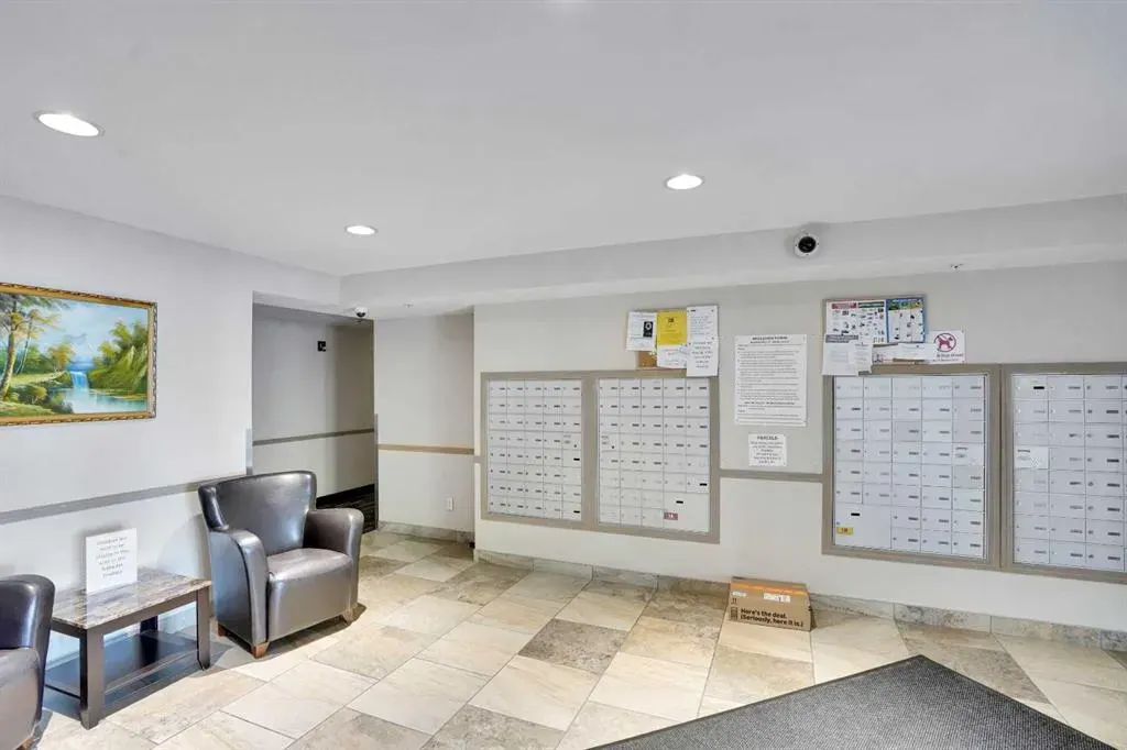 8 Bridlecrest Drive SW, #2202