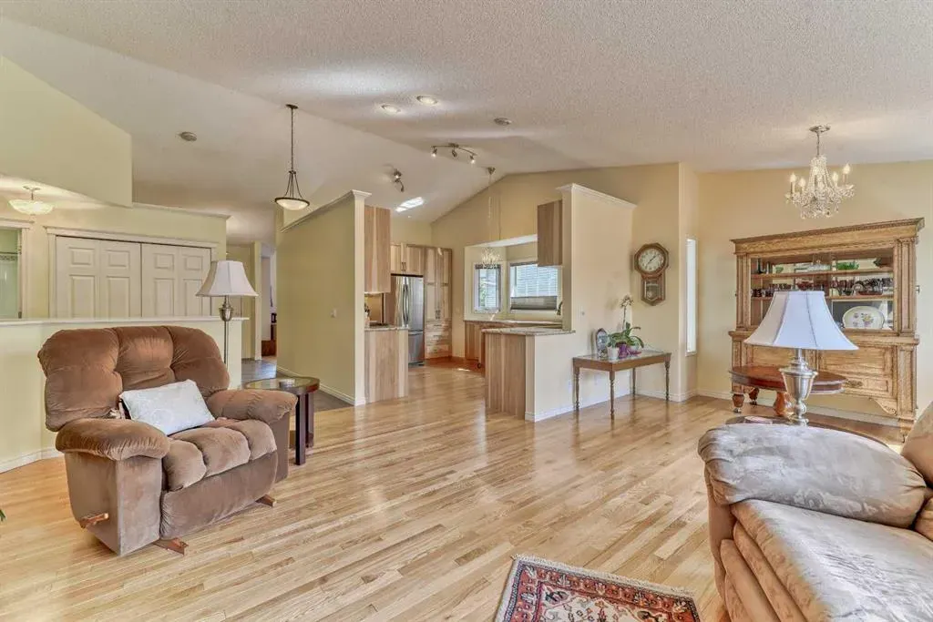 7 Scotia Landing NW