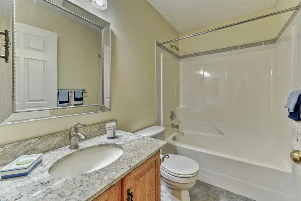 7 Scotia Landing NW