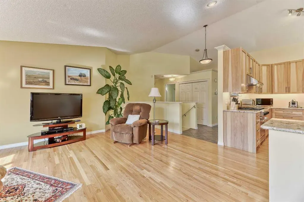 7 Scotia Landing NW