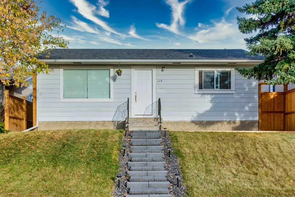 119 Maranda Close NE