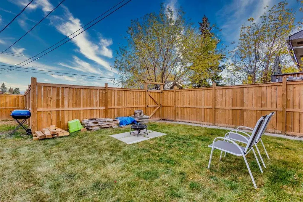 119 Maranda Close NE