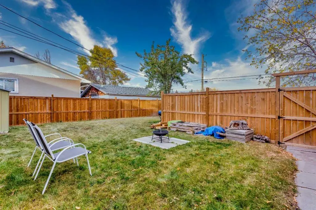 119 Maranda Close NE