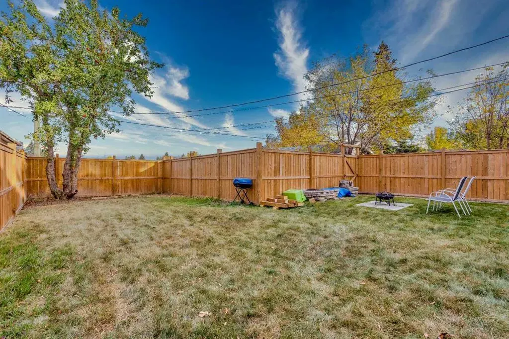 119 Maranda Close NE