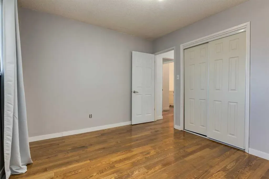263 Silver Mead Close NW