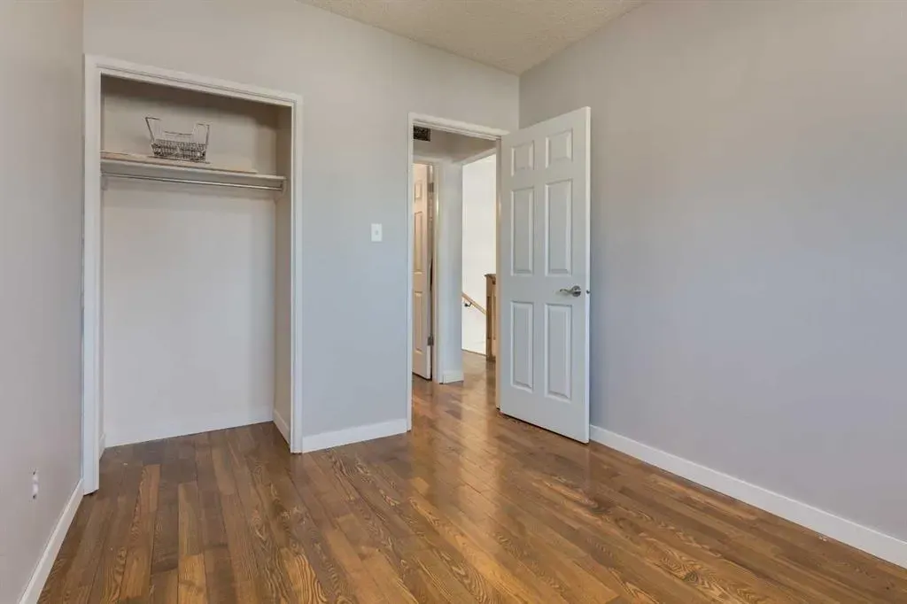 263 Silver Mead Close NW