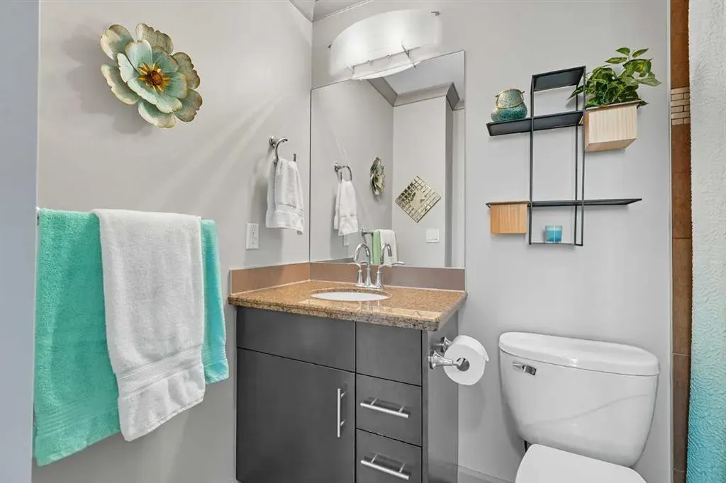 210 15 Avenue SE, #3204