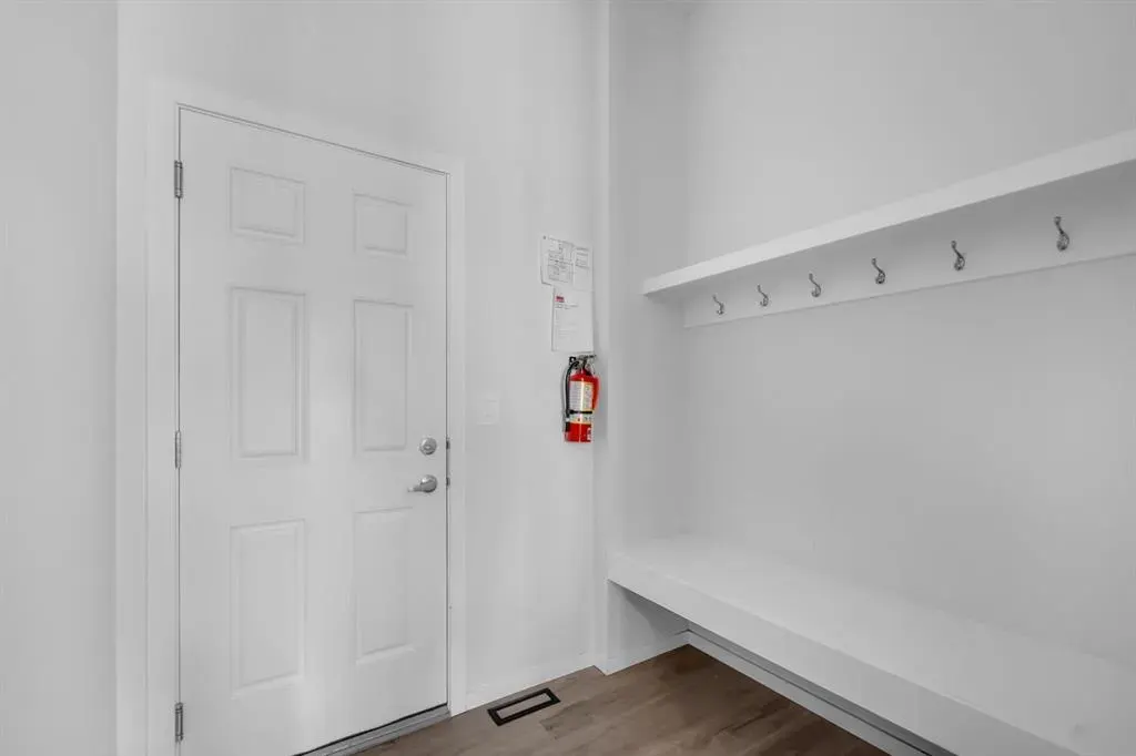 151 Carringham Way NW