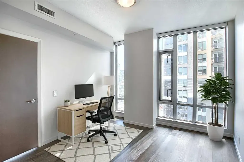 1410 1 Street SE, #1601