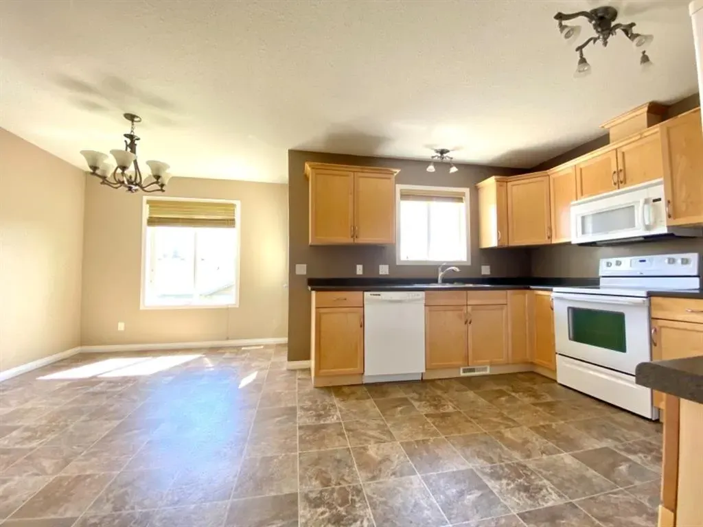 4010 47 Street, #9