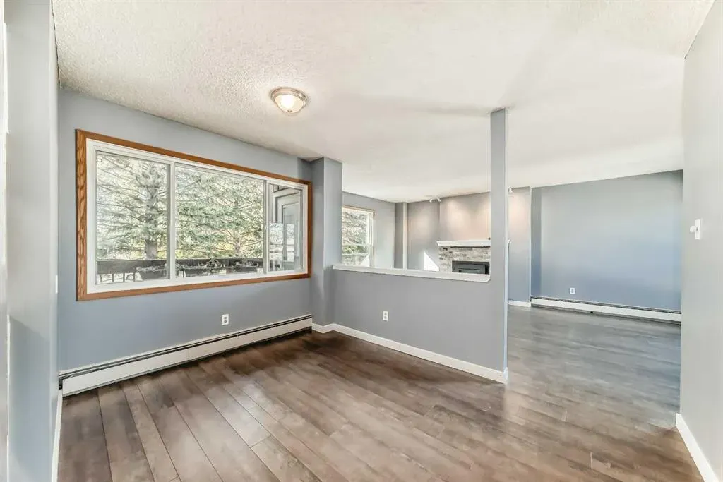 860 Midridge Drive SE, #324