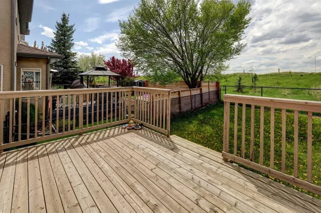 112 Cougarstone Manor SW