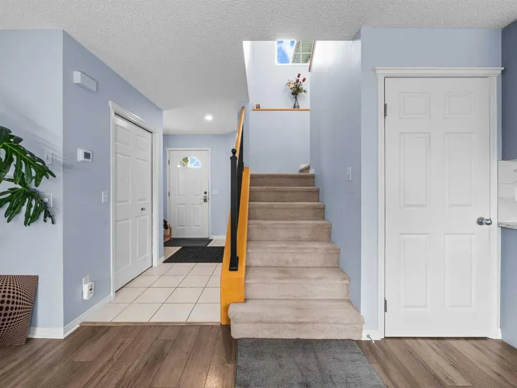 104 Rocky Ridge Heath NW