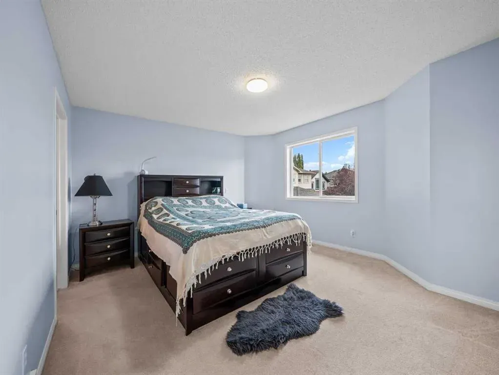104 Rocky Ridge Heath NW