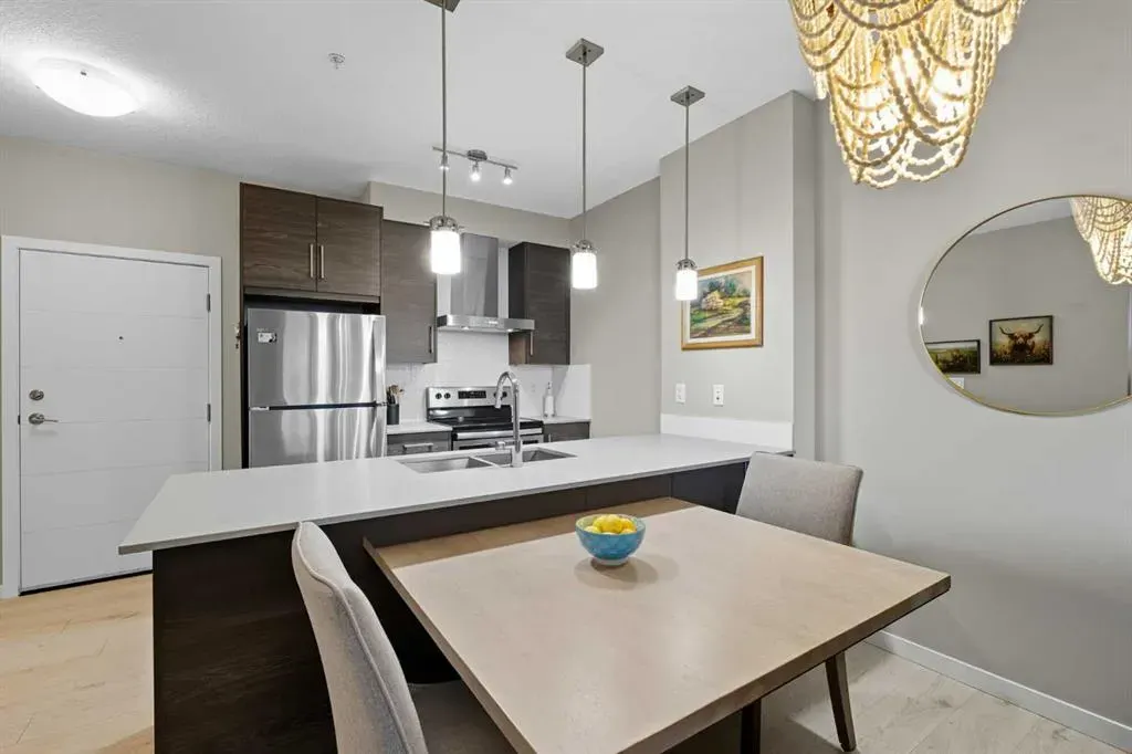 122 Mahogany Centre SE, #304