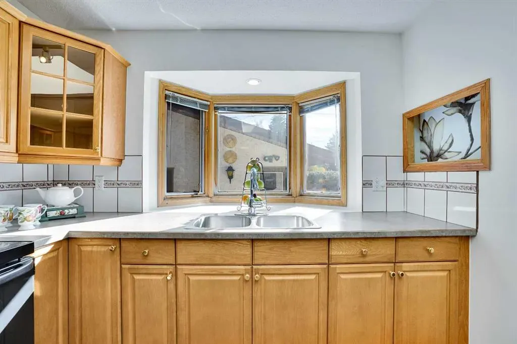 2719 Cedar Ridge Drive SW
