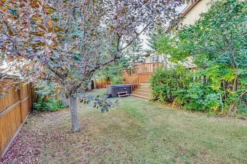 229 Wood Valley Place SW
