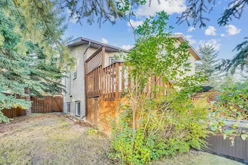 229 Wood Valley Place SW