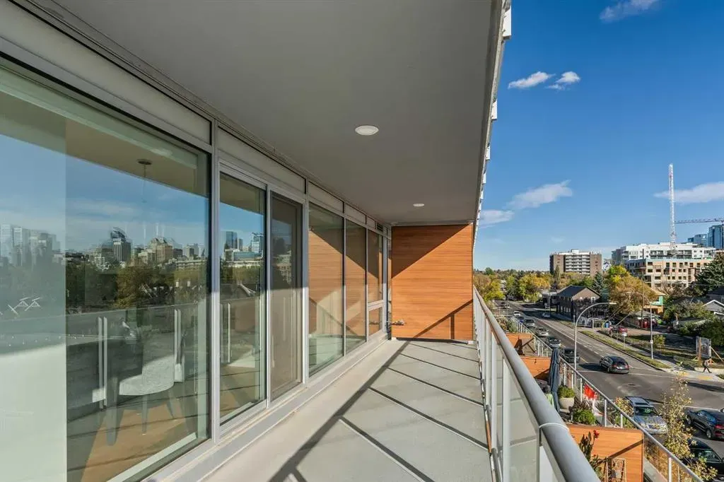 1234 5 Avenue NW, #1404