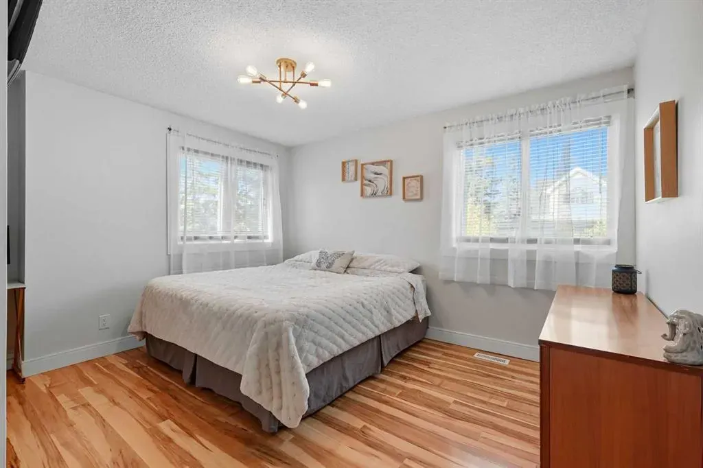 2412 30 Street SW, #2