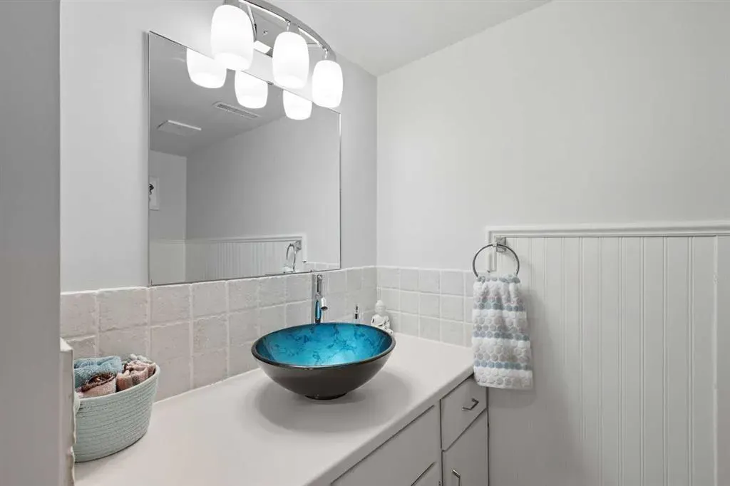 2412 30 Street SW, #2