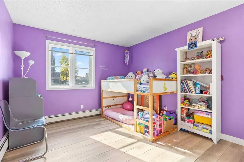 2611 Edenwold Heights NW, #11