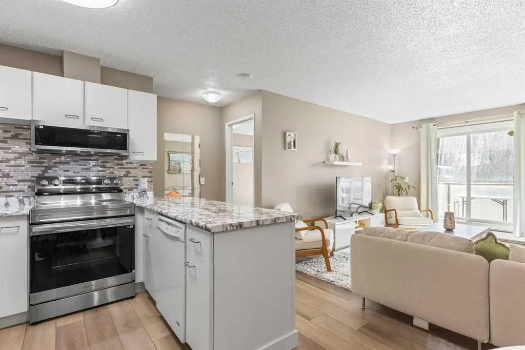 2611 Edenwold Heights NW, #11