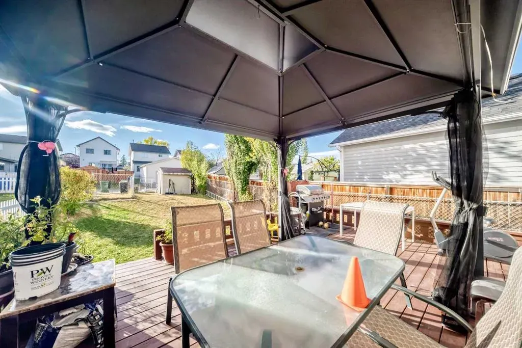 79 Hidden Crescent NW