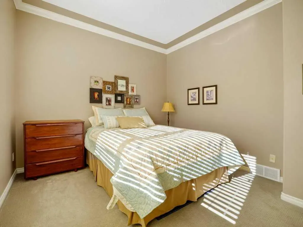 21 Fairmont Park Landing S