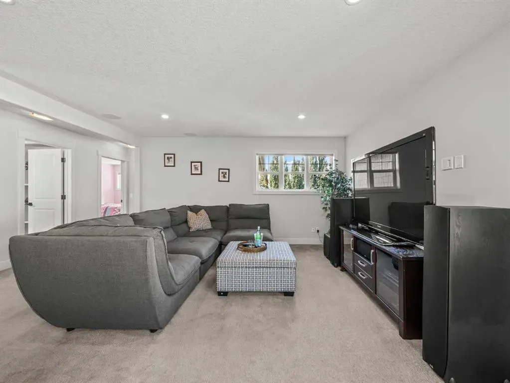 95 Mahogany Manor SE