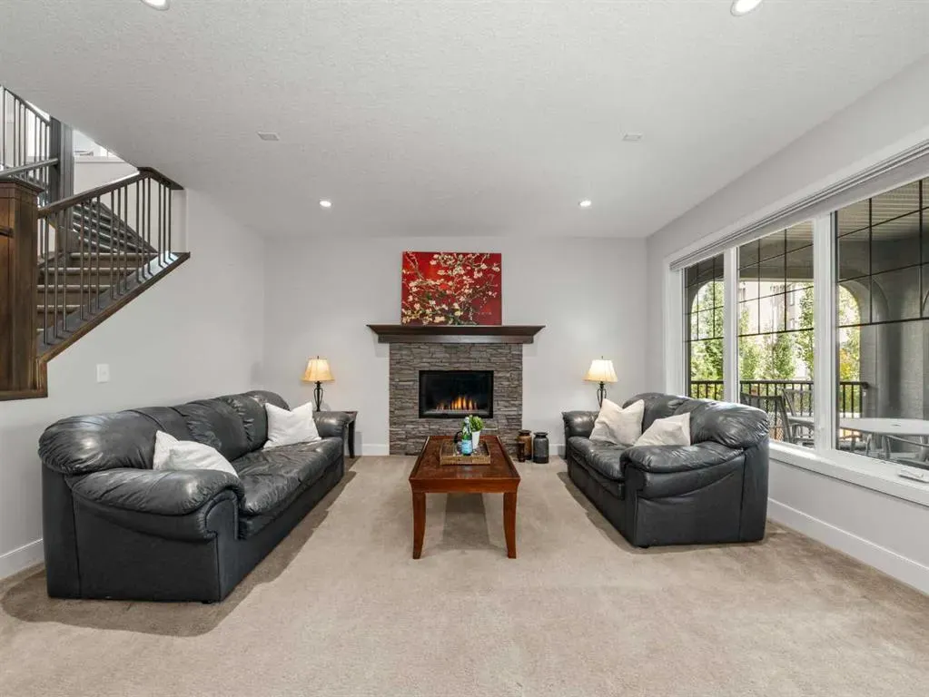 95 Mahogany Manor SE