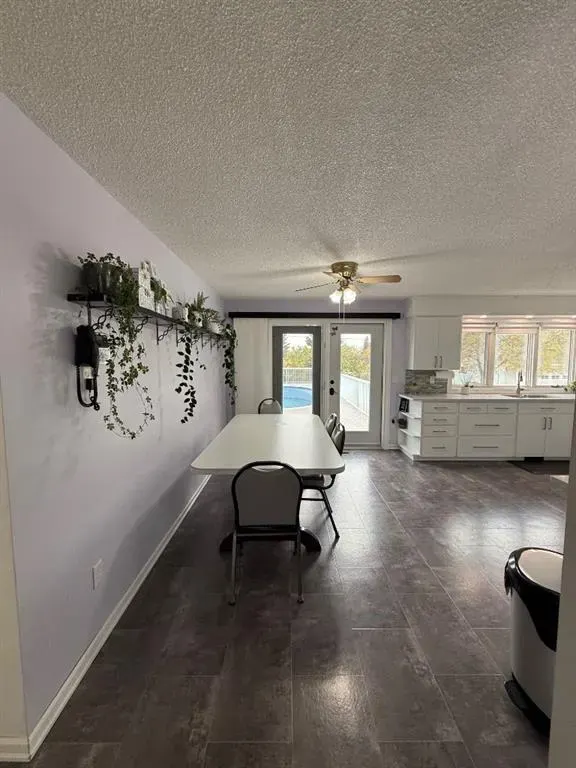 10213 97 Ave