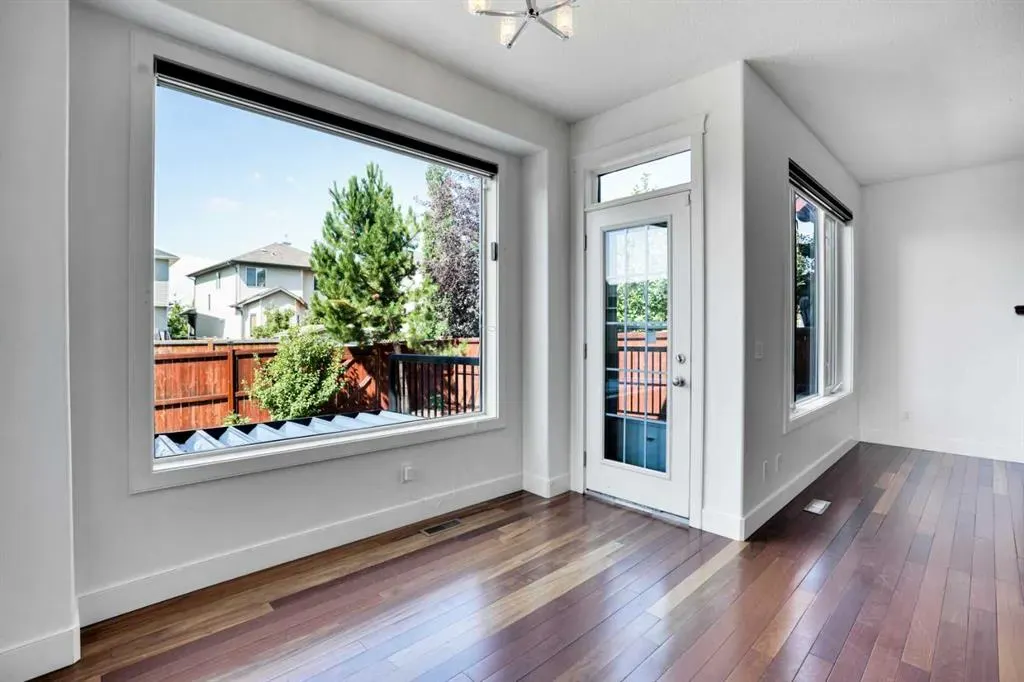444 Evanston View NW
