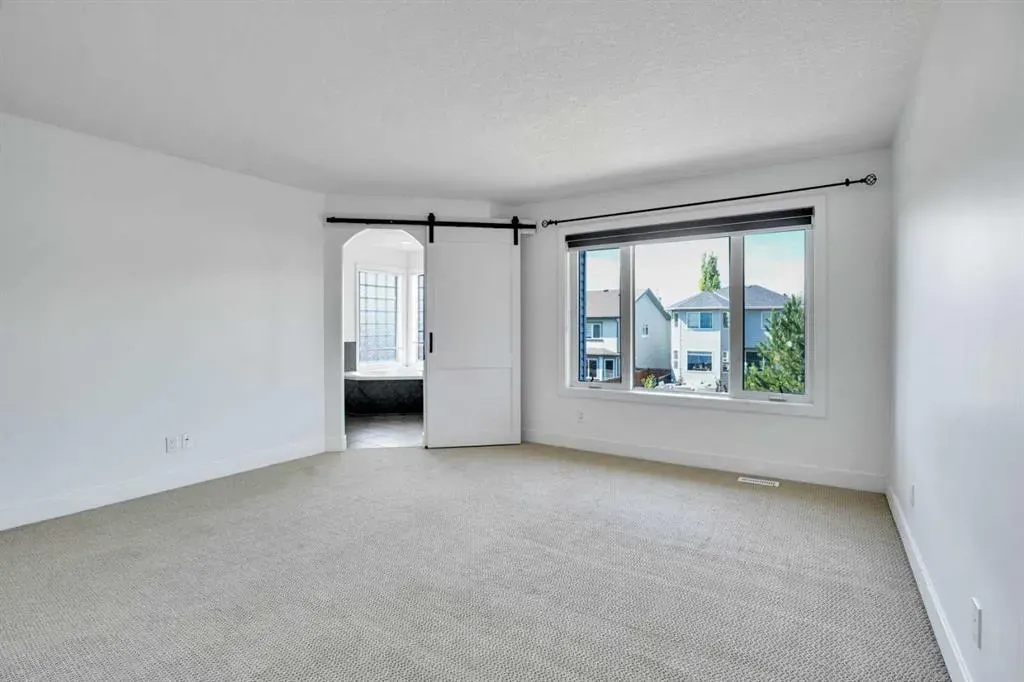 444 Evanston View NW