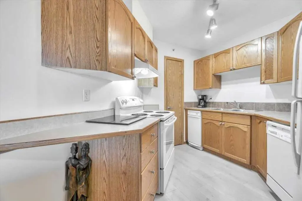 11 Somervale View SW, #308