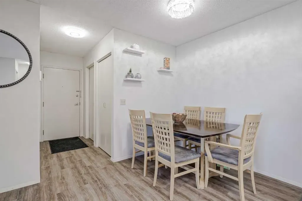 2834 Edenwold Heights NW, #34