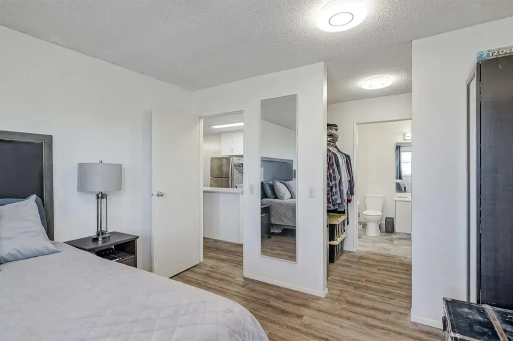 2834 Edenwold Heights NW, #34