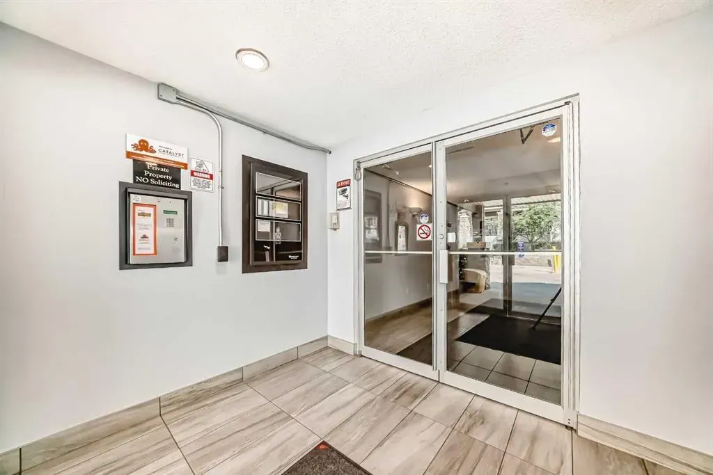 70 PANAMOUNT Drive NW, #4212